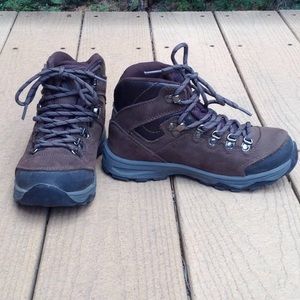 Vasque hiking boots boys size 2